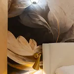 Relais Chiaia Affittacamere 4*