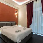 Affittacamere Relais Chiaia 4*