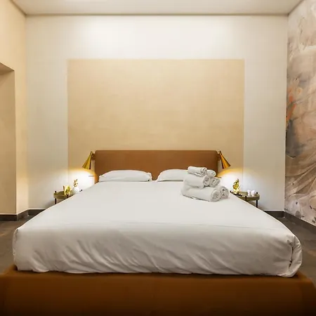 Relais Chiaia 4* ナポリ
